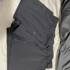 Lulumon size 12 shorts